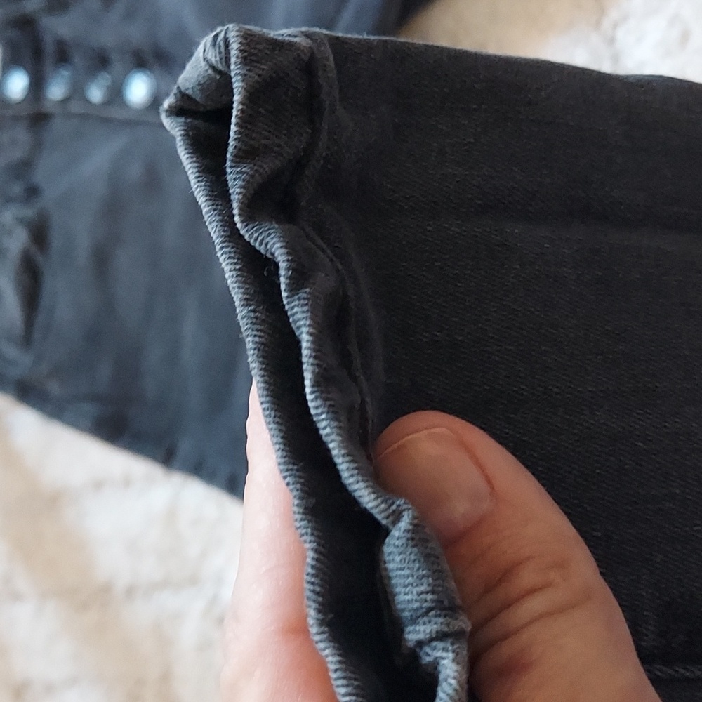 RSQ (Tilly's) Manhatten High Rise Skinny black washed jeans. Size 1 - Picture 6 of 13